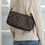 Louis Vuitton Monogram Pochette